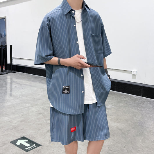 Conjunto Dos Piezas: Camisa Rayada Manga Corta y Shorts Rectos Holgados - Image 2