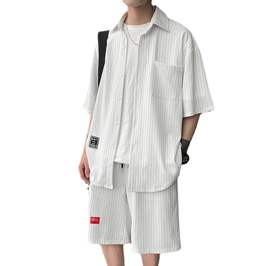 Conjunto Dos Piezas: Camisa Rayada Manga Corta y Shorts Rectos Holgados