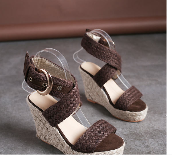 Sandalias Bohemias con Hebilla Romana para Mujer