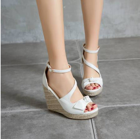 Zapatos de Denim Azul para Mujer con Tacón Grueso y Punta Afilada - Image 3
