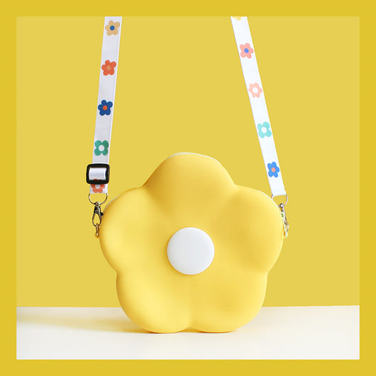 Bolsa Bandolera Pequeña para Niña con Cadena y Corazón Floral - Image 16