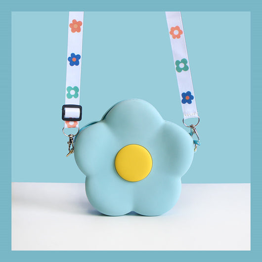 Bolsa Bandolera Pequeña para Niña con Cadena y Corazón Floral - Image 17