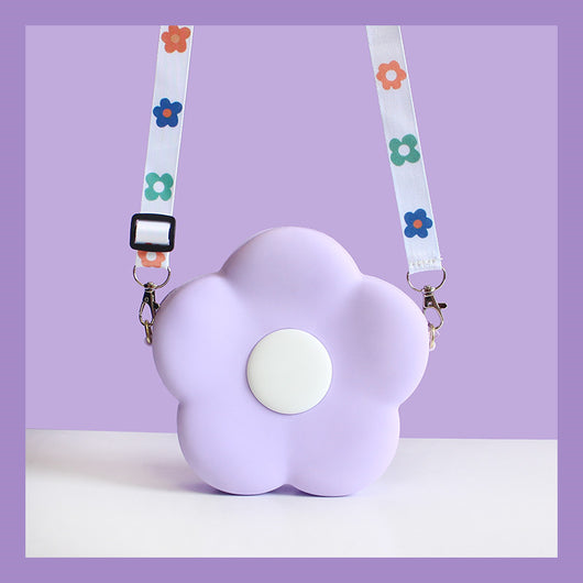 Bolsa Bandolera Pequeña para Niña con Cadena y Corazón Floral - Image 8