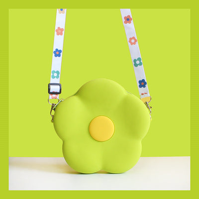 Bolsa Bandolera Pequeña para Niña con Cadena y Corazón Floral - Image 10