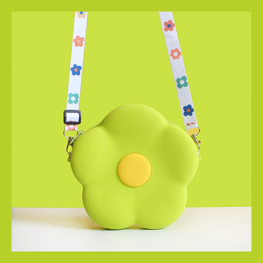Bolsa Bandolera Pequeña para Niña con Cadena y Corazón Floral - Image 10