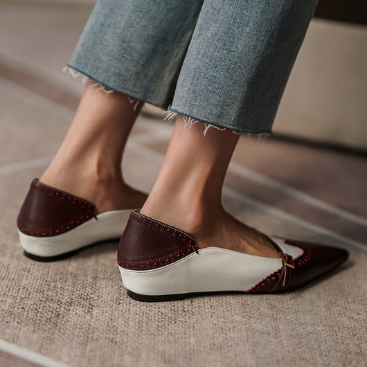 Zapatos Planos de Cuero Genuino para Mujer con Hebilla Metálica y Punta Afilada - Image 11