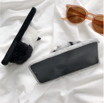 Funda para Celular Térmica Peluda con Calentador de Manos para Chicas - Image 7