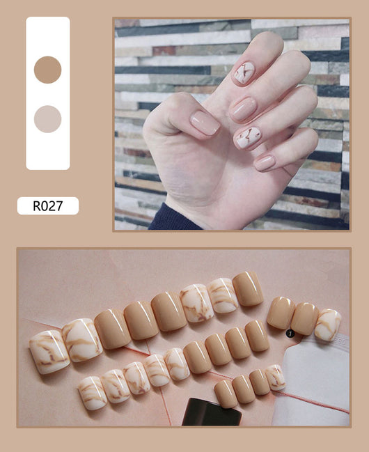 24 Uñas Postizas Decoradas con Diseño Mate Esmerilado - Image 27