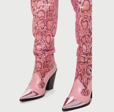 Botas Altas de Tacón Grueso con Estampado de Serpiente y Punta Afilada - Image 2