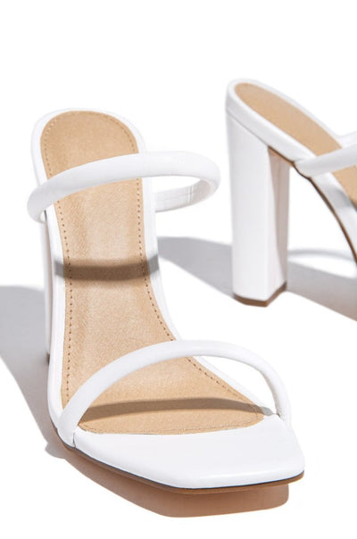 Zapatos de Tacón Grueso para Mujer con Punta Bicolor - Image 5