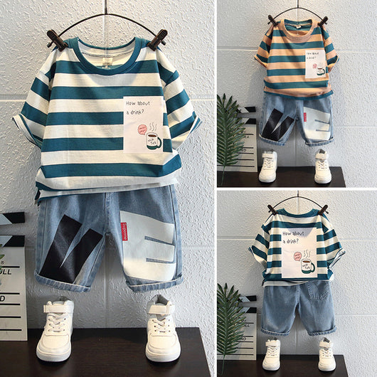 Traje Corto Elegante para Niños - Conjunto de Dos Piezas Moderno - Image 6