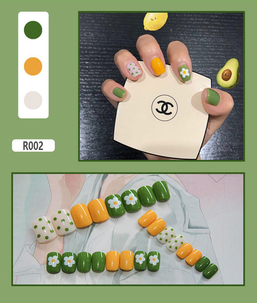 24 Uñas Postizas Decoradas con Diseño Mate Esmerilado - Image 44