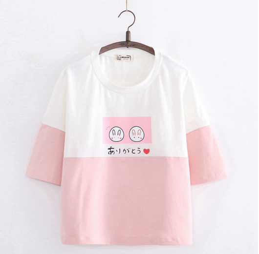 Blusa Estilo Universitario con Dos Conejitos Kawaii - Cuello Redondo Manga Corta - Image 6