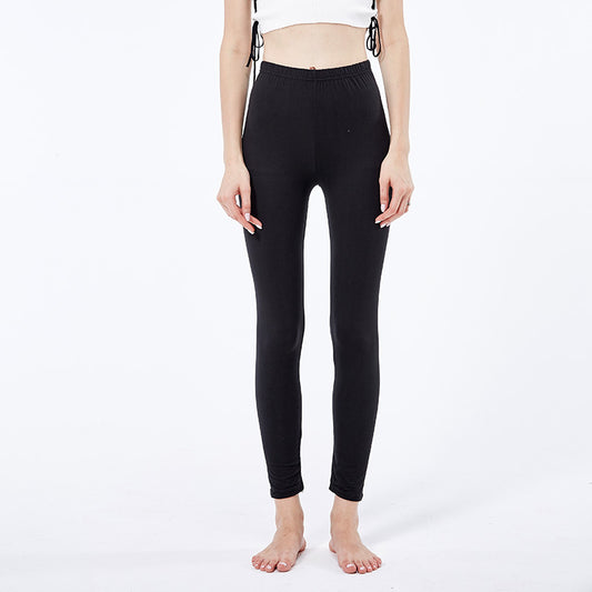 Leggins Ajustados Cropped con Borde Deshilachado y Stretch