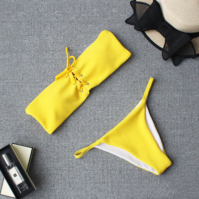 Bikini Dividido a Rayas Delgadas - Diseño Minimalista y Versátil - Image 3