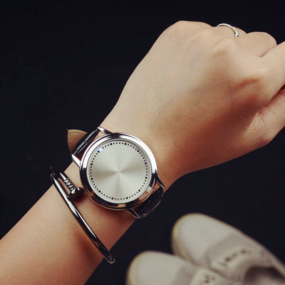 Reloj Inteligente con Luz Azul Deslumbrante - Image 9