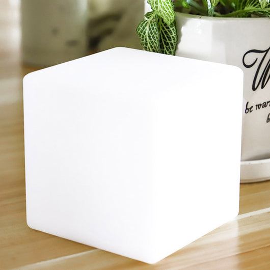 Lámpara de Mesa Decorativa Cubo Luminoso para Restaurante - Image 6