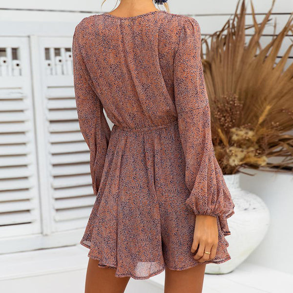 Jumpsuit Playero Elegante con Escote en V y Cordones