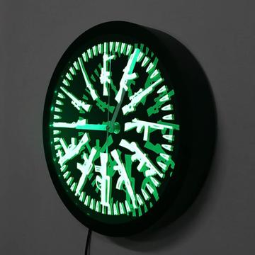 Reloj de Pared LED Luminoso con Diseño de Pistola y Balas - Image 7