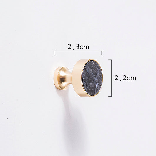 Lámpara Nórdica de Cristal Mármol con Herraje en Latón Dorado Puro - Image 10