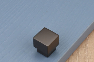 Tirador de Puerta Minimalista para Armarios y Muebles - Image 3