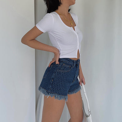Shorts Talle Alto Ajustado con Borde Deshilachado Estilo Retro - Image 5