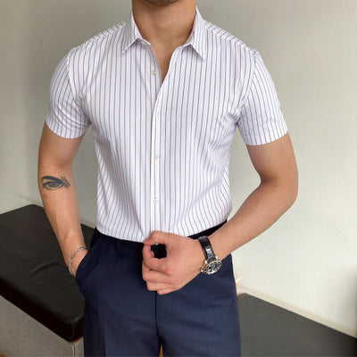 Camisa Manga Corta Slim Fit sin Planchado con Rayas - Estilo Coreano Versátil - Image 3