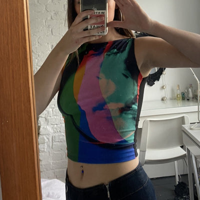 Musculosa Retro con Estampa Artística y Malla Vintage para Mujer - Image 9
