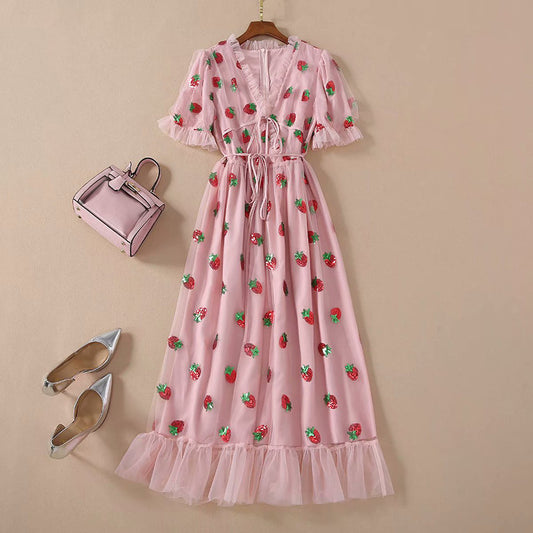 Vestido Infantil con Mangas Abullonadas, Volantes y Bordado de Fresas