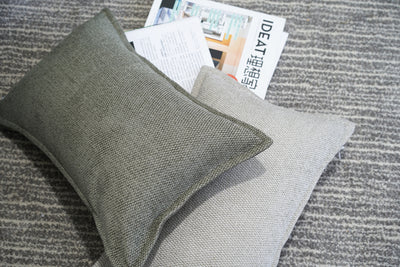Almohada Lumbar Gris Verde de Algodón y Lino - Cojín de Apoyo Nórdico - Image 4