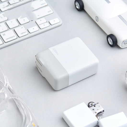 Cargador USB-A Multiusuario de 4 Puertos para Teléfonos y Computadoras - Image 2
