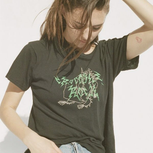 Playera Rock de Manga Corta Diseño Primavera - Image 4