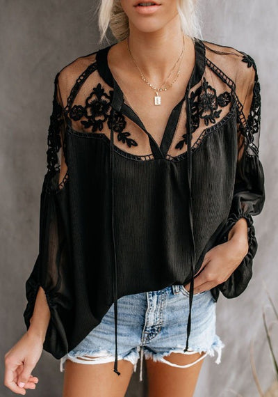 Blusa de Encaje Transparente con Escote en V - Image 8