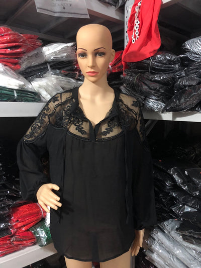 Blusa de Encaje Transparente con Escote en V - Image 5