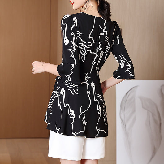 Blusa Coreana de Gasa con Detalle Cola de Golondrina - Image 4