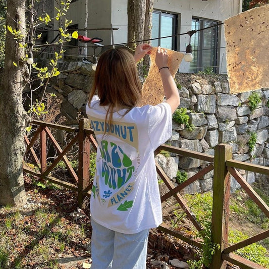 Playera Casual Suelta con Estampado en Espalda