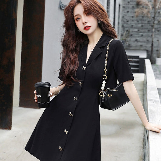 Vestido Negro Elegante Sin Cintura con Cuello Sastre - Image 6