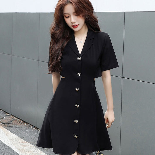 Vestido Negro Elegante Sin Cintura con Cuello Sastre - Image 8