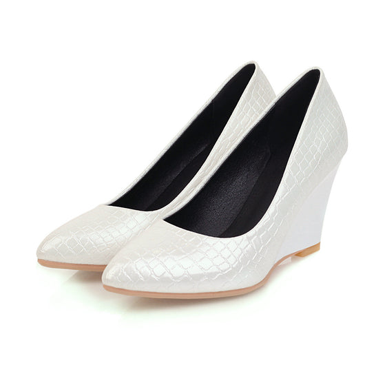 Zapatos de Punta Fina con Patrón de Escamas - Diseño Elegante y Sofisticado - Image 7