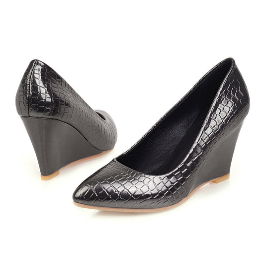 Zapatos de Punta Fina con Patrón de Escamas - Diseño Elegante y Sofisticado - Image 2