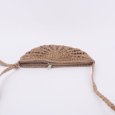 Bolsa de Playa Tejida a Mano con Asa Única y Detalles de Borlas Semicirculares - Image 11
