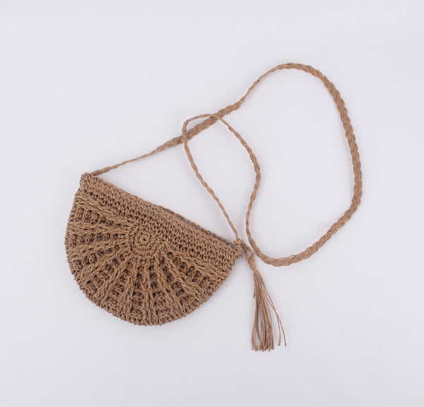 Bolsa de Playa Tejida a Mano con Asa Única y Detalles de Borlas Semicirculares