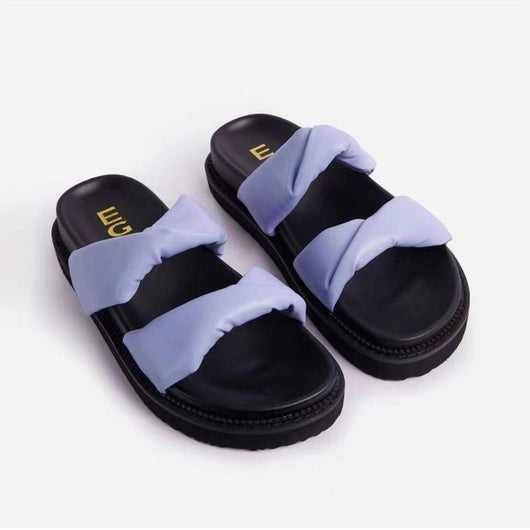 Sandalias Planas y Pantuflas con Plataforma - Image 4