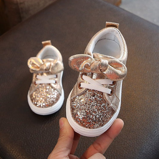 Tenis Casuales de Cuero Brillante con Moño - Zapatos Deportivos Versátiles - Image 4