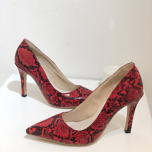 Tacones Stiletto Punta Aguda con Patrón Serpiente y Boca Baja - Image 2