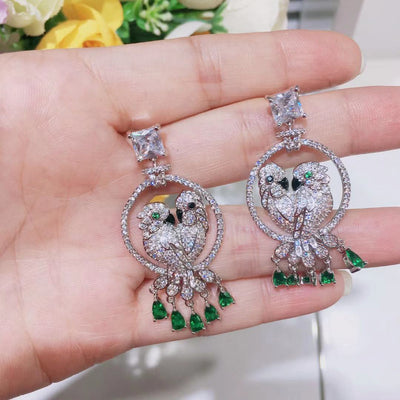 Aretes Loros Dobles en Crisoprasa con Incrustaciones de Micro Detalle - Image 6