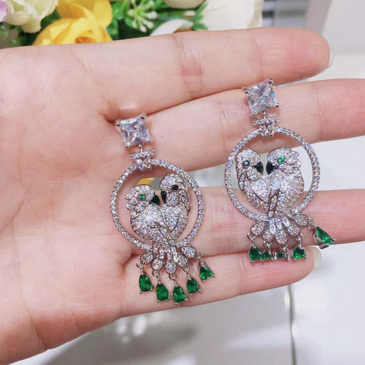 Aretes Loros Dobles en Crisoprasa con Incrustaciones de Micro Detalle - Image 6