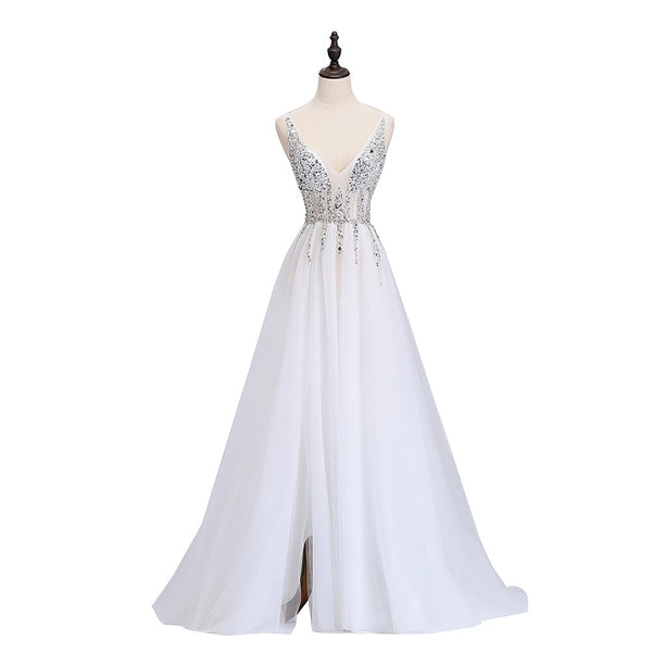 Vestido de Noche Elegante con Escote Profundo y Cola Larga