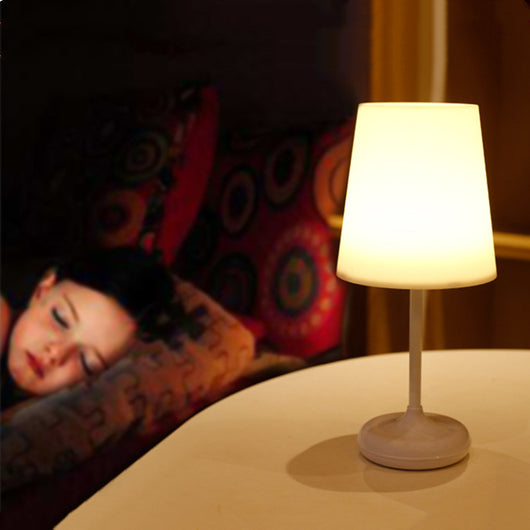 Lámpara de Escritorio LED con Control Remoto, Atenuación Progresiva y Temporizador - Image 8