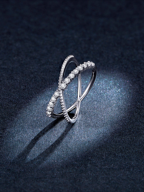 Anillo Geométrico de Diamantes con Líneas Entrelazadas - Image 5